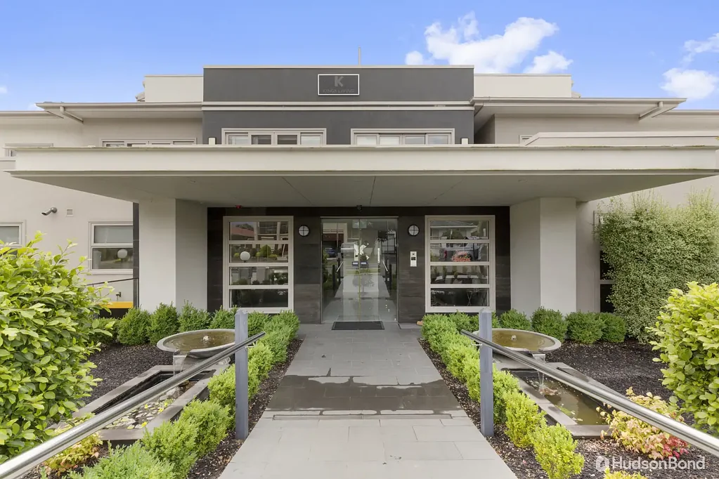 Spacious Over 55's Apartment in a Quiet Templestowe Location