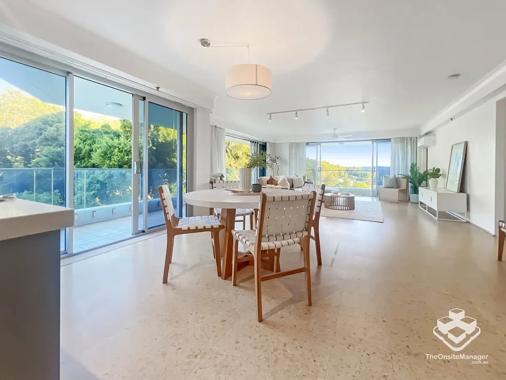 Burleigh Heads 2房  Location, Location, Location