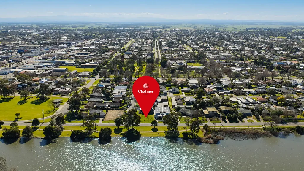 Sale Prime Lake Guthridge Landholding