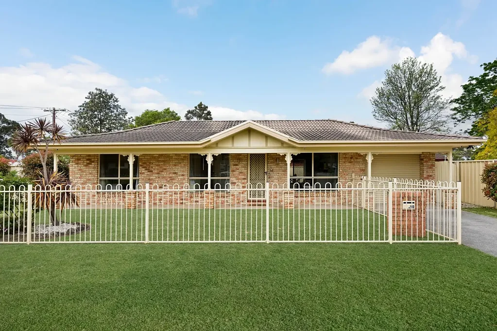 10 Fraser Street, Tahmoor, NSW 2573