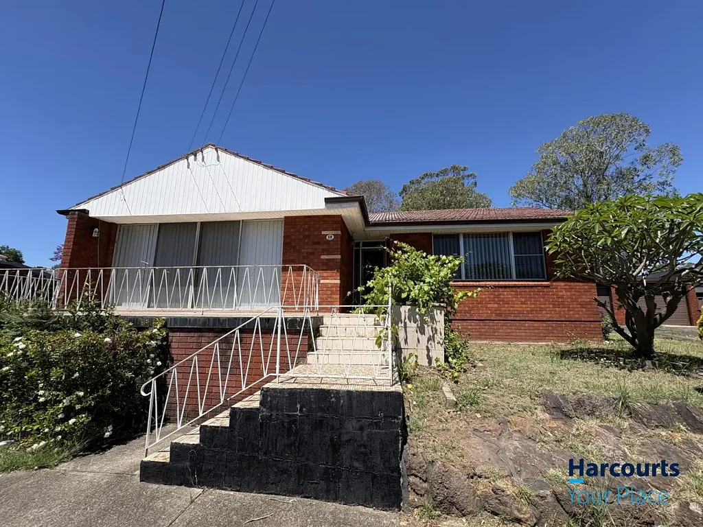 Spacious Family Home in the Heart of Seven Hills!