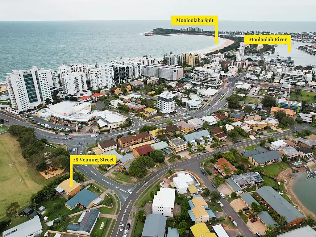 Mooloolaba Mooloolaba land - subdivided site of the 2 closest blocks of land to the Beach & Esplanade