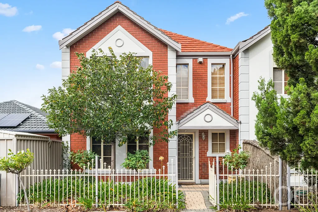Allenby Gardens 3침실 Open the Door to a Tuscan-Inspired Garden Sanctuary in the Heart of River Park Estate