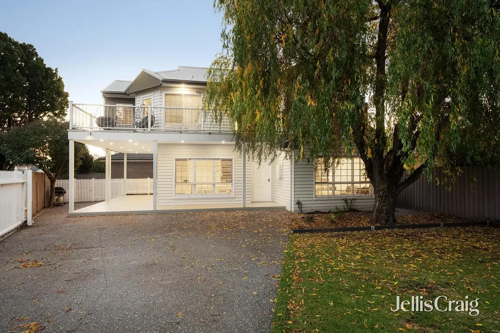 Bentleigh East 3غرفة نوم Family generosity with updated class