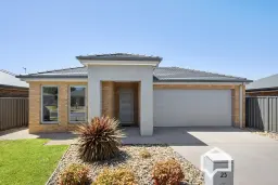 23 Ilby Street, Huntly