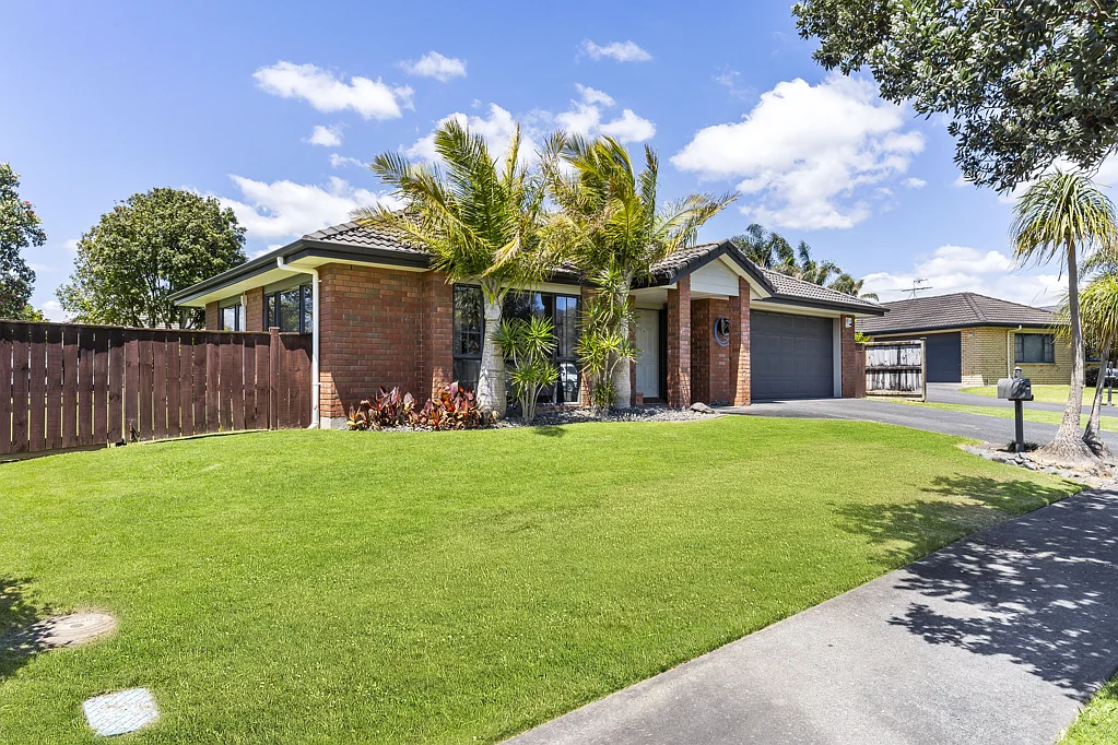 4 Greta Banks Place, Wattle Downs, Manukau City, Auckland