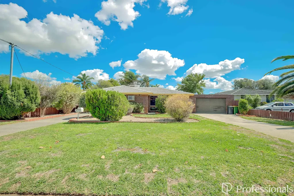 12 Geebung Street, Maddington, WA 6109