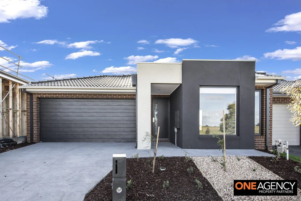 15 Oakham Drive, Harkness, VIC 3337