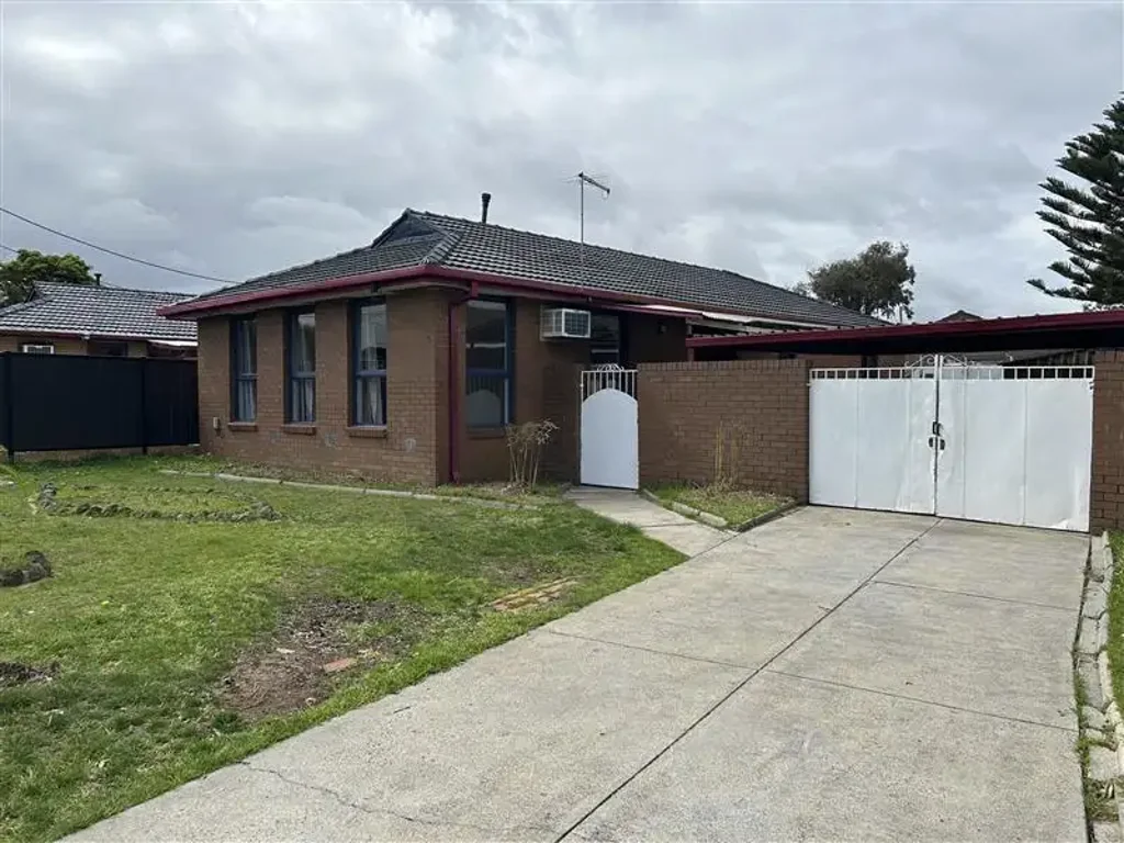 Conveniently Located Gem Near Pacific Werribee! APPLICATIONS