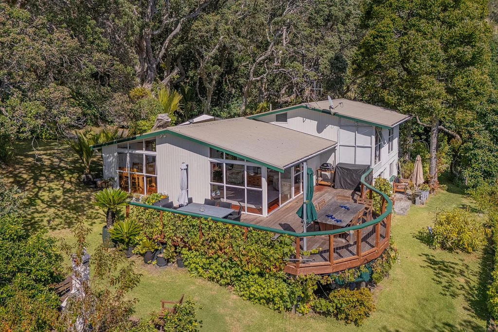 Pauanui 4房  Stunning Views & Endless Potential