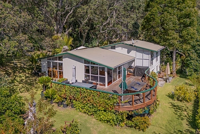 Pauanui 4 Bedroom Stunning Views & Endless Potential