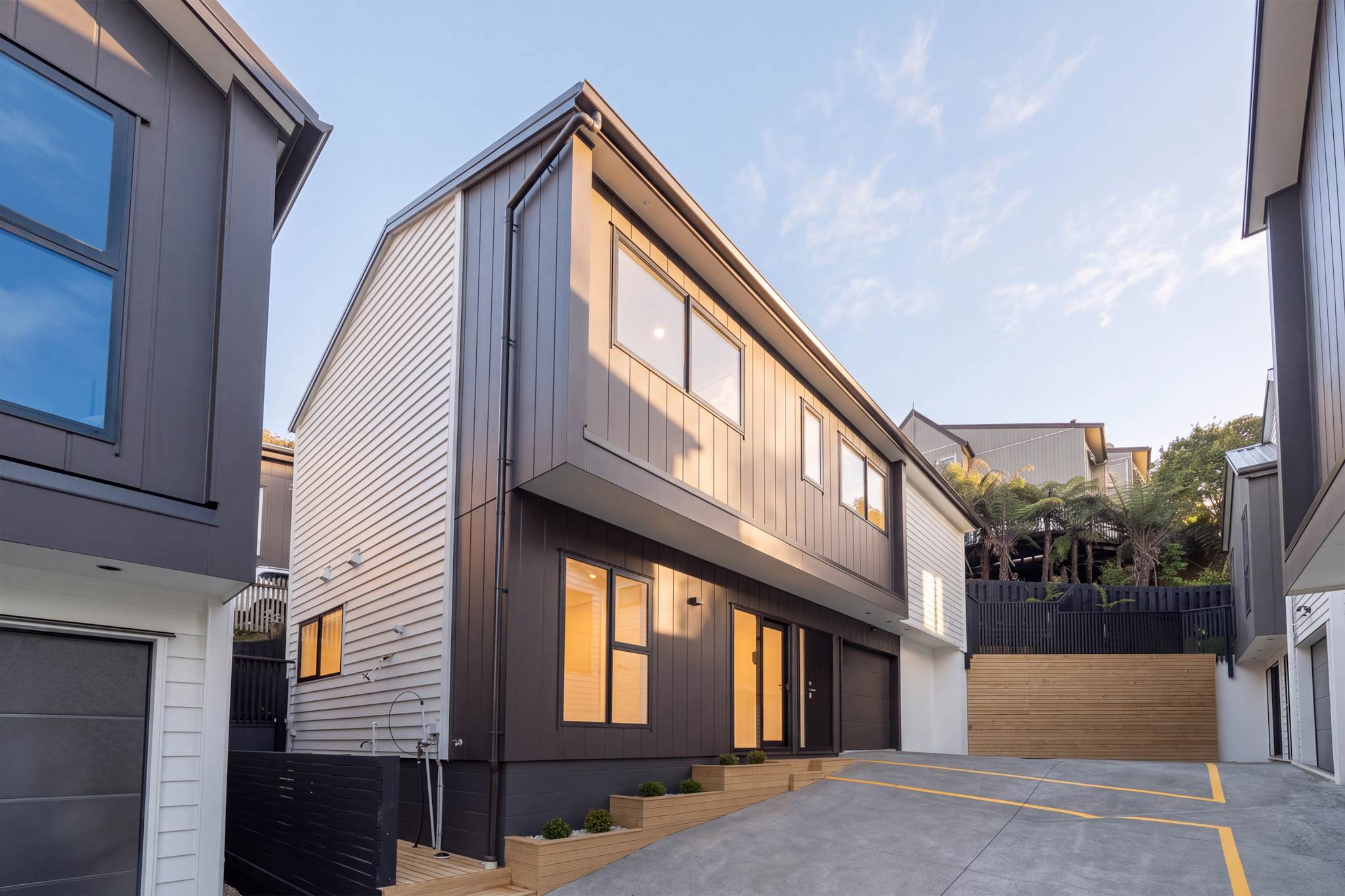 20B Barker Rise, Northcross, photo 1