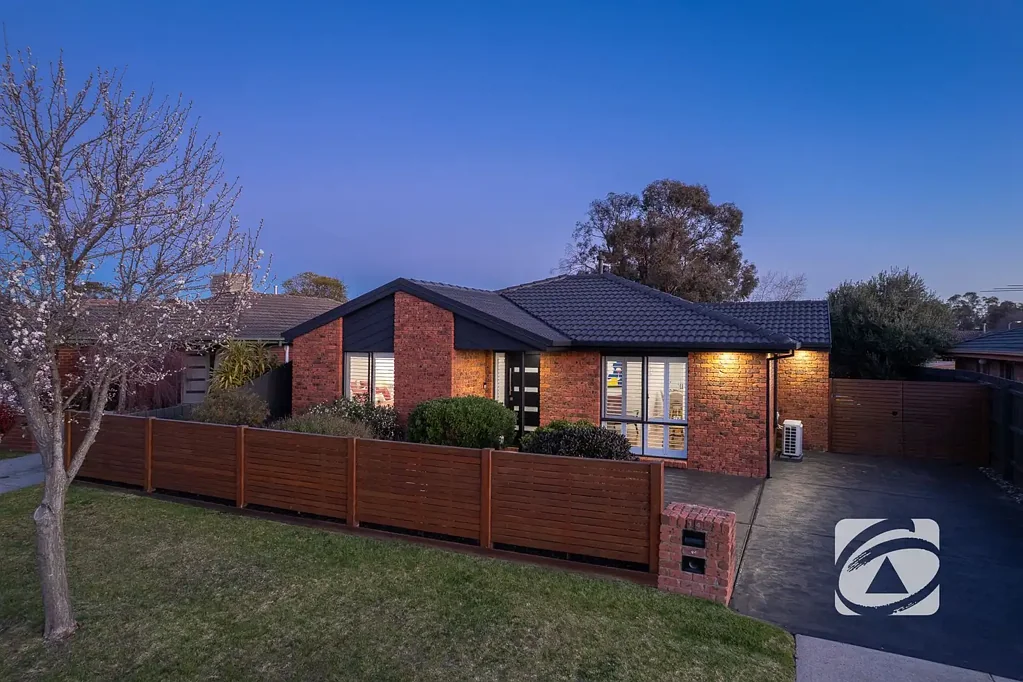 14 The Gateway, Berwick, VIC 3806