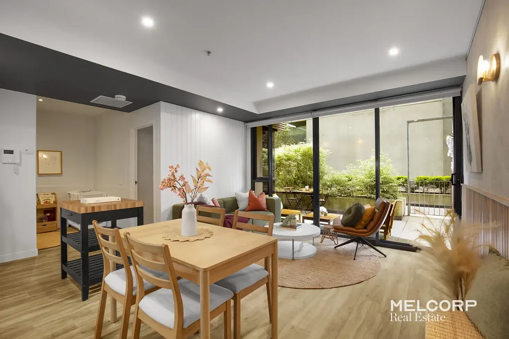 Carlton 2Phòng ngủ Bespoke Architectural Sanctuary on Swanston St | Quiet Rear Aspect & Private Courtyard