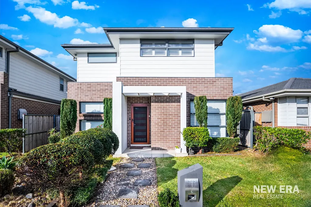 Great home with move to room