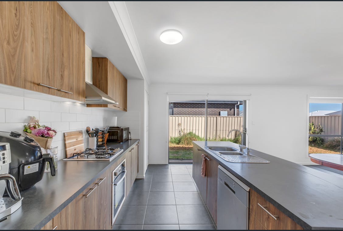 11 OLYMPIC WAY, MUNNO PARA WEST SA 5115, 0房, 0浴, House