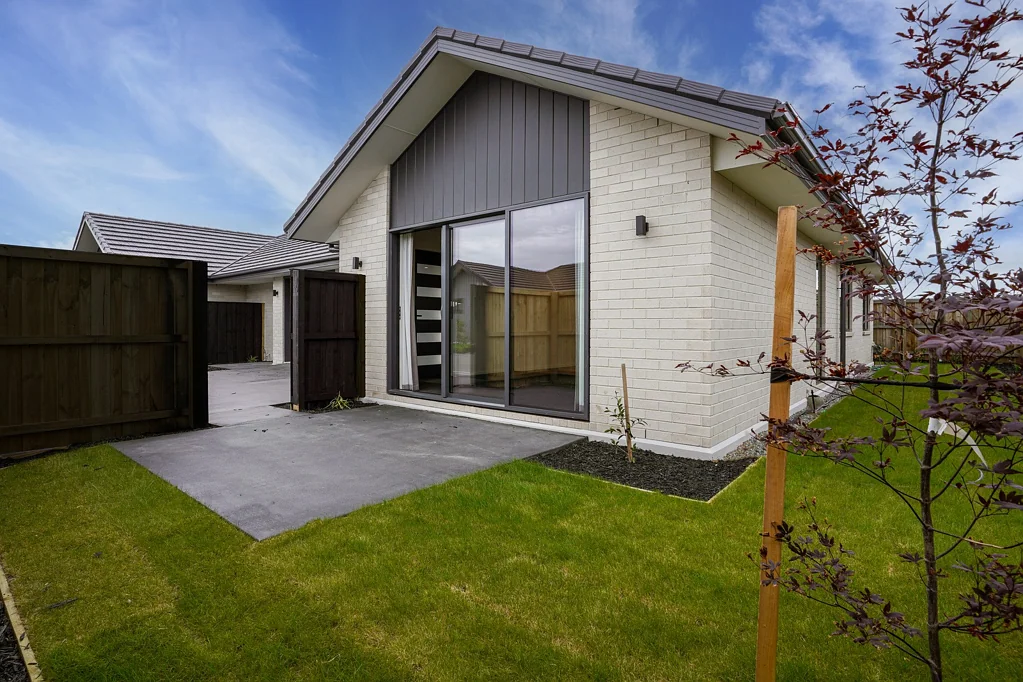 2 Bedroom Near New Home