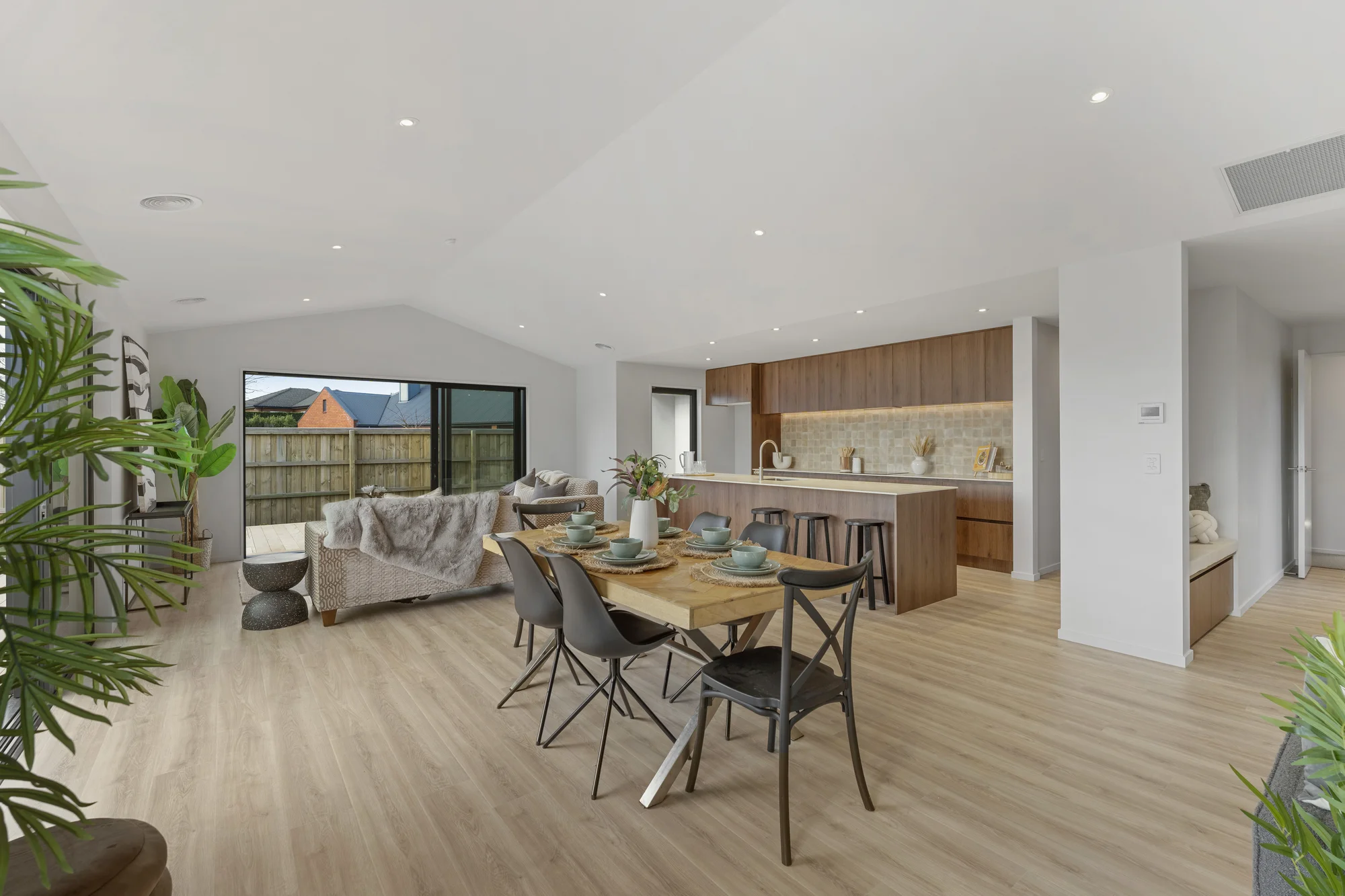 Prebbleton 4બેડરૂમ Contemporary Comfort & Timeless Style