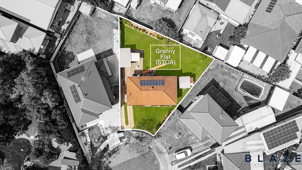 Edensor Park 3chambre Low-Maintenance Living with Granny-Flat Potential (STCA)