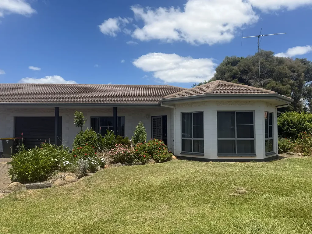 Comfortable Fully Furnished Unit