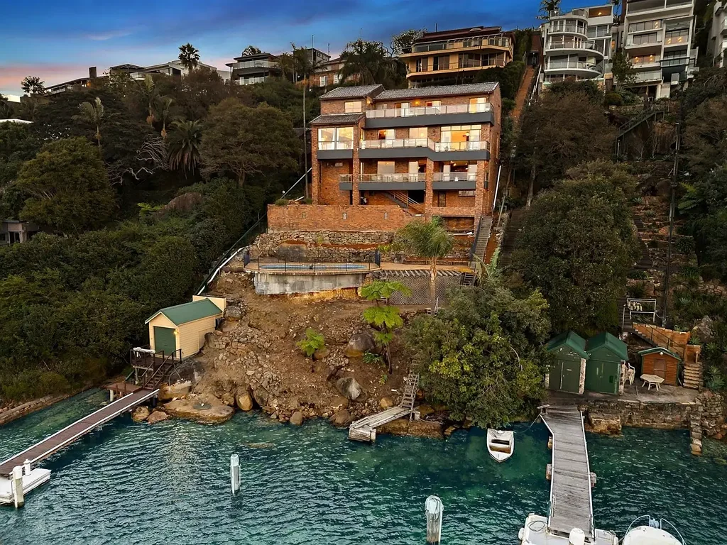 Seaforth 7 Slaapkamer An Iconic Home. An Extraordinary Opportunity