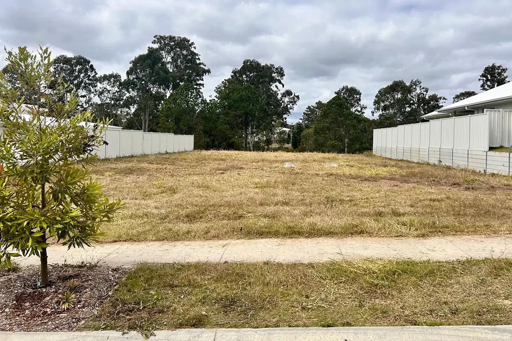 Gympie Prime Golf Course Frontage Land