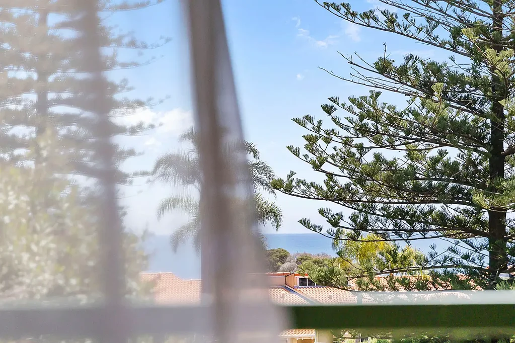 Cottesloe 3房  SMALL WINDOW OF OPPORTUNITY...