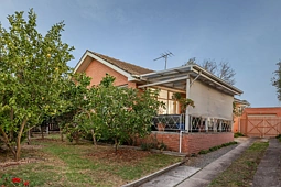 56 Hawthorn Road, Burwood East