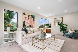 4 Seaford Place, Murrays Bay, North Shore City