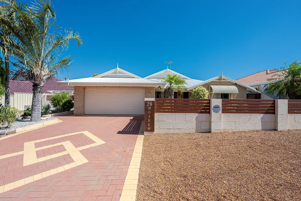 28 Hosken Street, Bluff Point, WA 6530, 4 Bedrooms, 2 Bathrooms, House