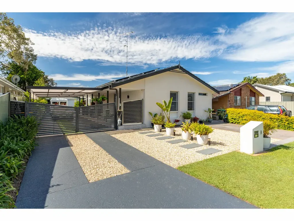 9 Guy Avenue, Forster, NSW 2428