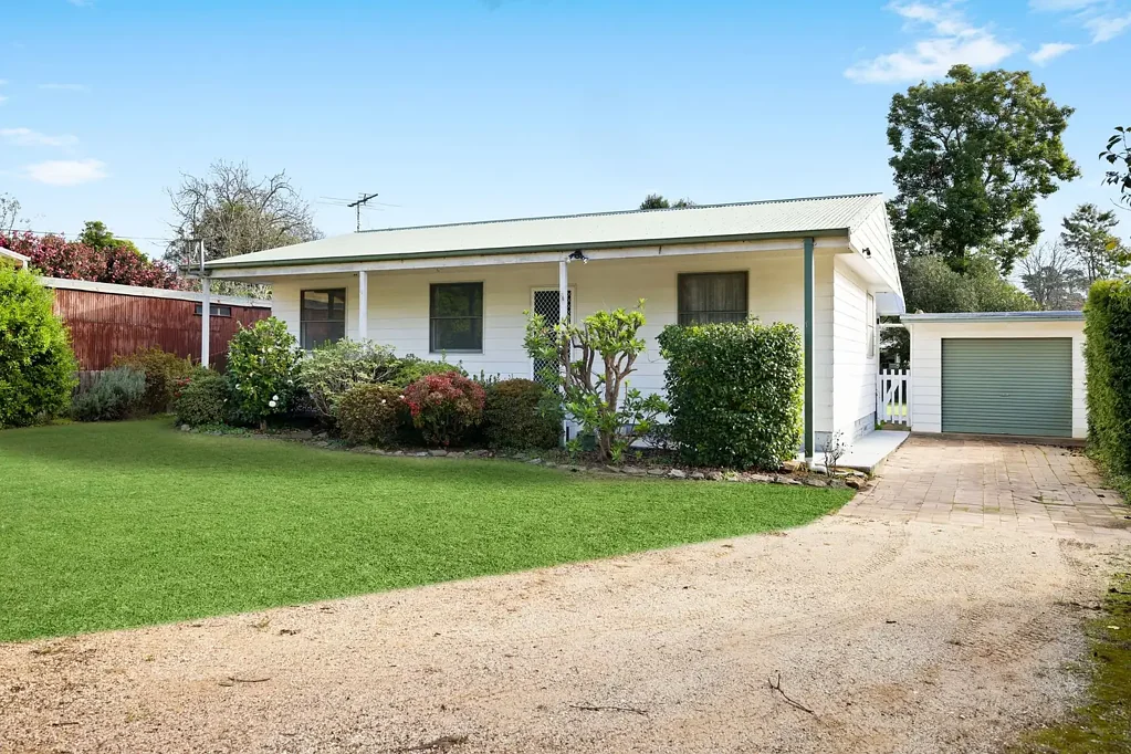 Yerrinbool 2房  Positioned in the heart of the picturesque village of Yerrinbool