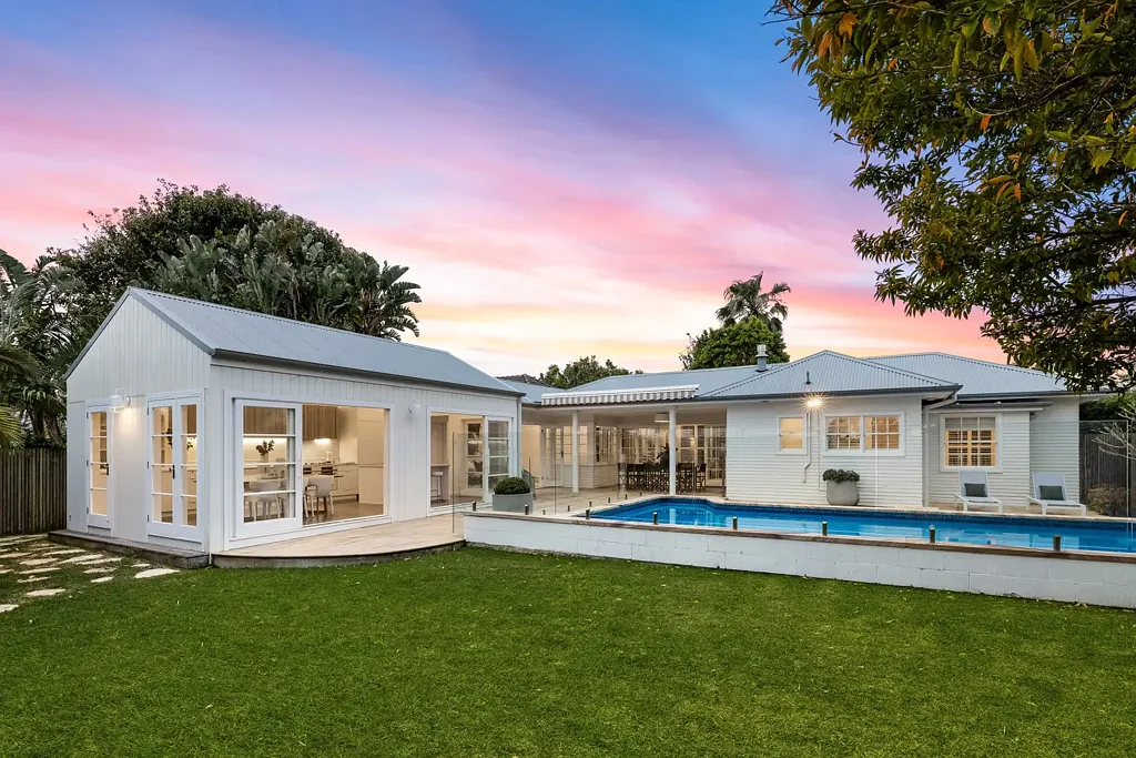 11 Clontarf Street, Seaforth, NSW 2092