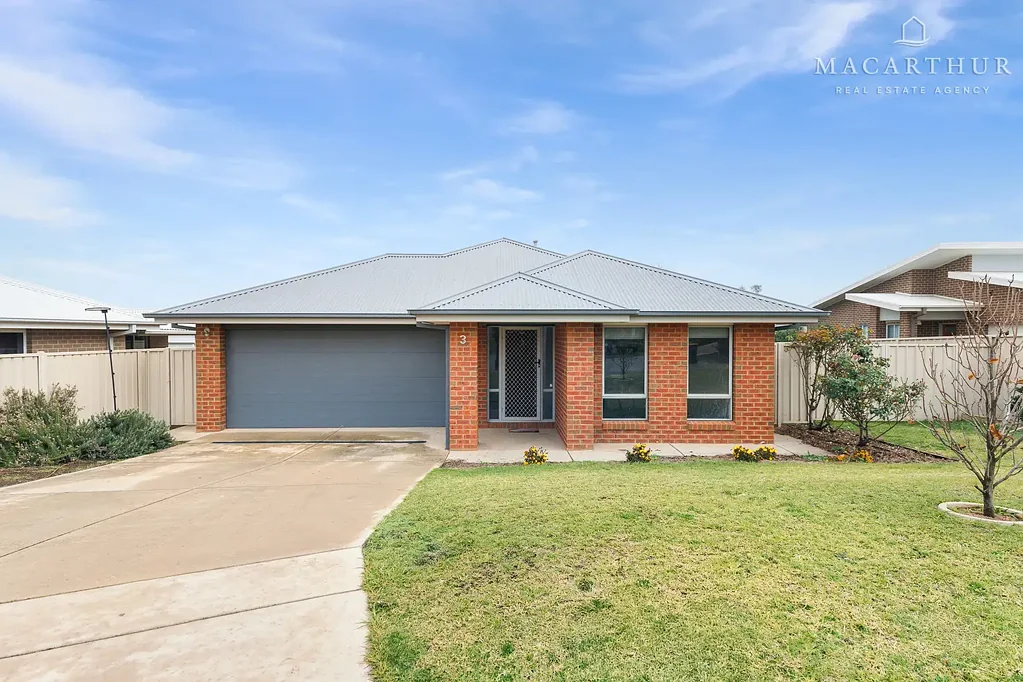 3 Mulberrygong Court, Gobbagombalin, NSW 2650