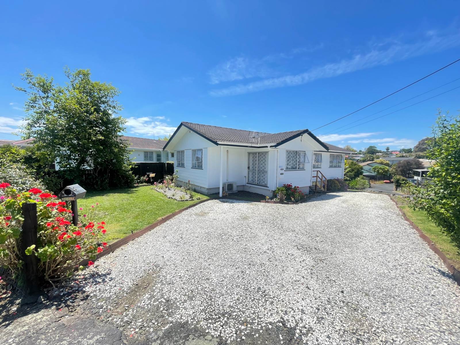 18 Forest Hill Road, Henderson, Auckland - Waitakere, 3 Schlafzimmer, 1 Badezimmer, House