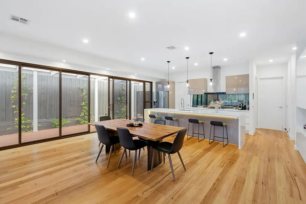 Luxury Living on the Park - Private Lift Access to Each Floor of Property.