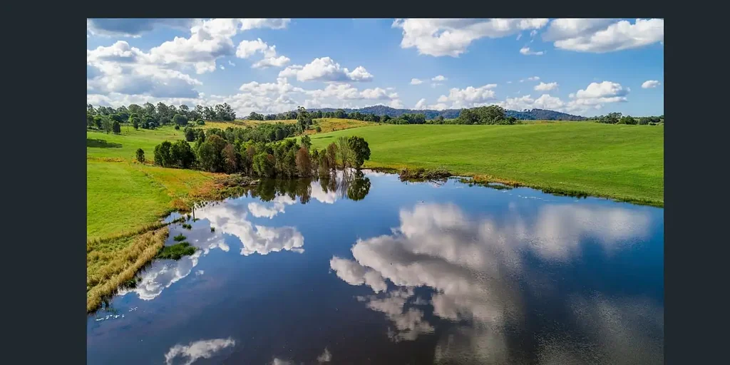 Coles Creek 92 Acres with 1km of Skyring Creek Frontage - Architect Home, Dual Living & Income - Noosa Hinterland