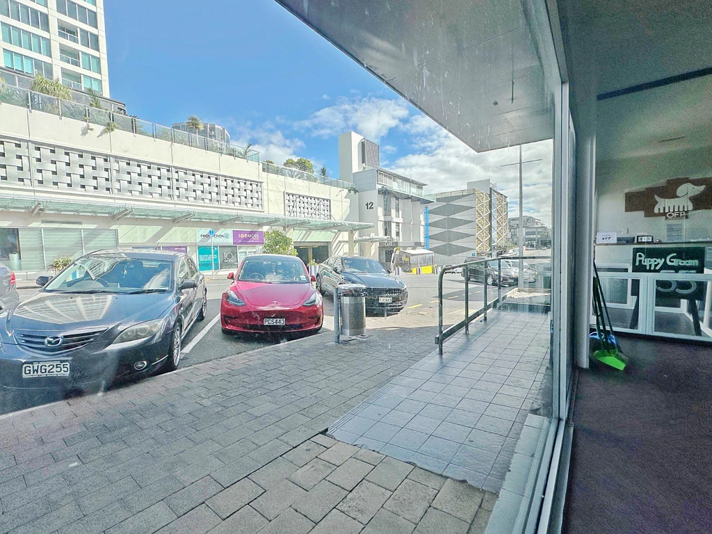 Takapuna RARE RETAIL OPPORTUNITY IN THE HEART OF TAKAPUNA