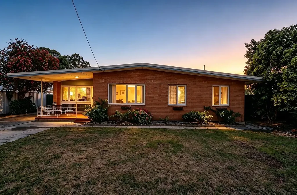 Armadale 3બેડરૂમ Classic Character with Plenty of Potential