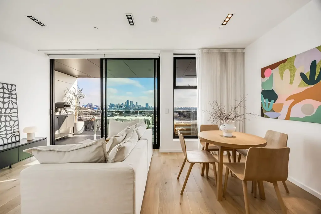 Urban Sophistication Meets Comfort: Sleek 1-Bedroom Apartment in Norwood