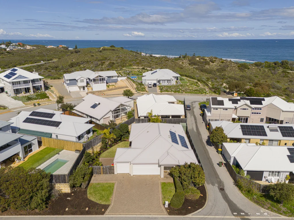 3 Surf Street, Yanchep, WA 6035