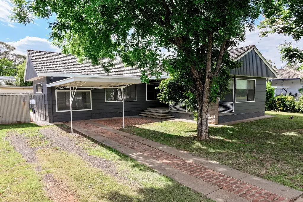Gunnedah 4ਬੈੱਡਰੂਮ Modern Comfort and Family Living in a Convenient Location