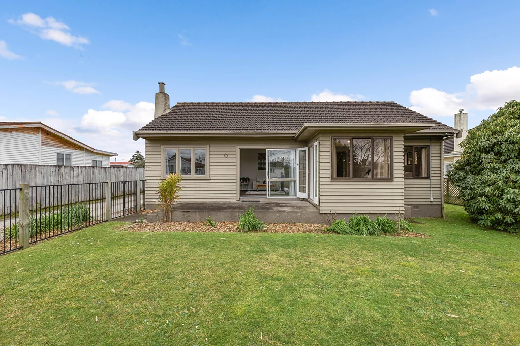 Morrinsville 3 Bedroom Classic 1940's weatherboard with endless potential