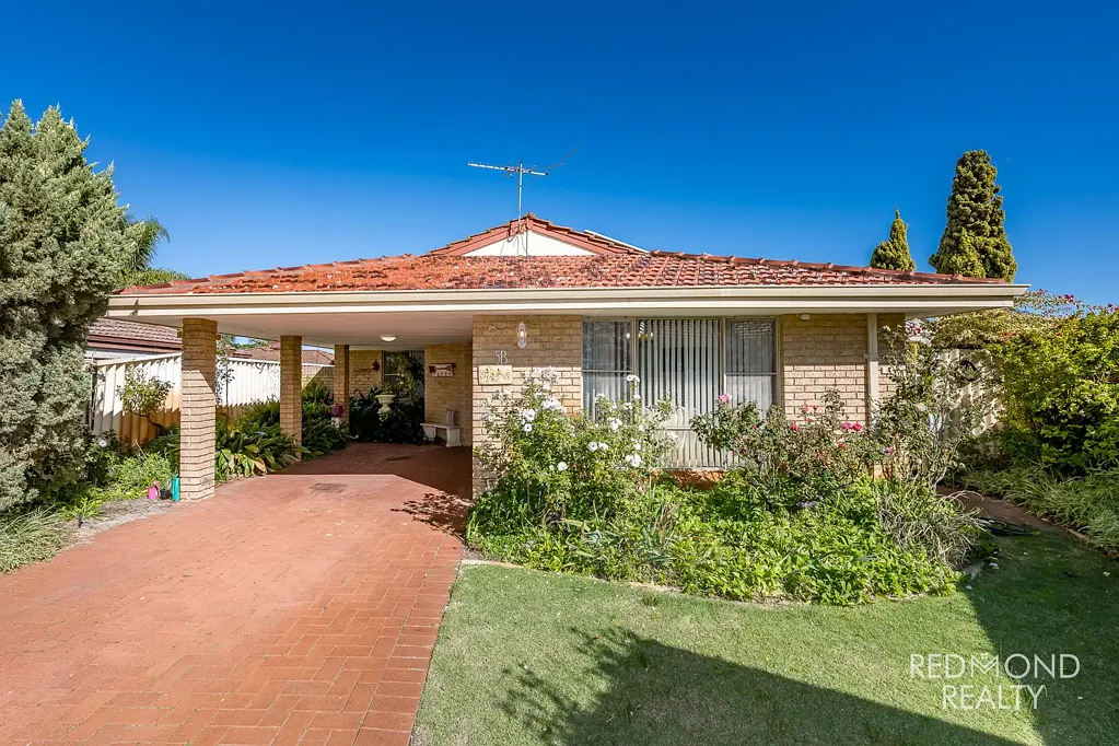 Ballajura 3 Bedroom SECLUDED LOACTION WITH STUNNING GARDENS.