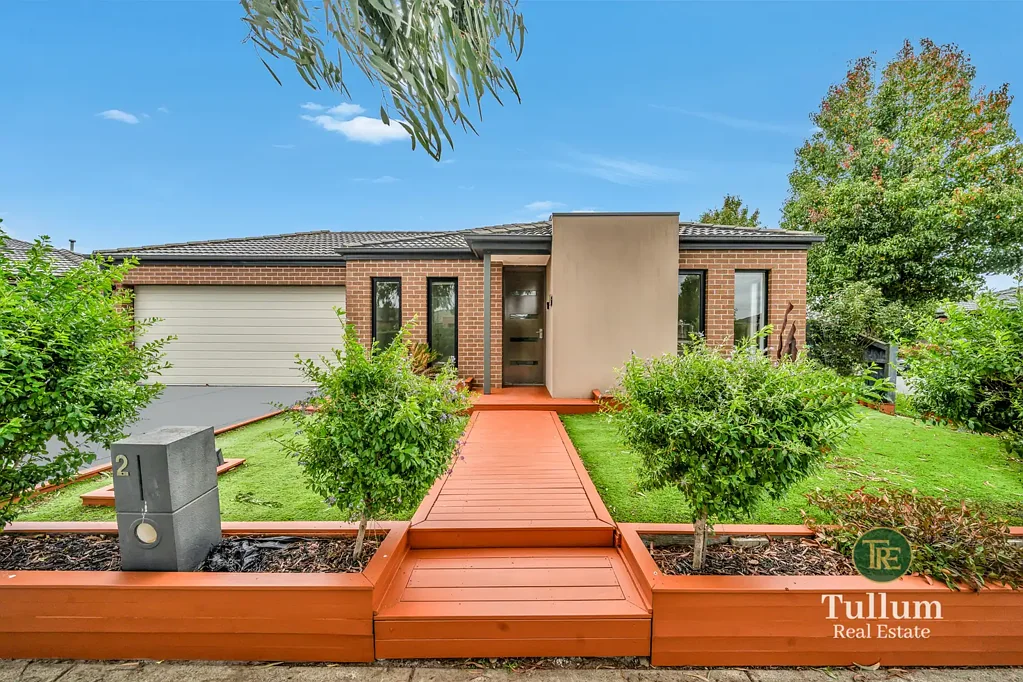 Family Home in a Prime Cranbourne North Location
