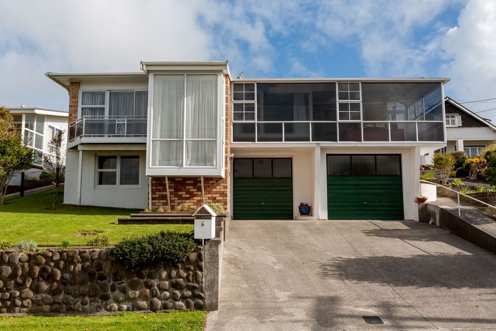 6 Kitchener Terrace, Moturoa, New Plymouth, 4 ห้องนอน, 2 ห้องน้ำ