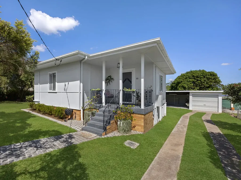 7 Mcmahon Street, Bundamba, QLD 4304