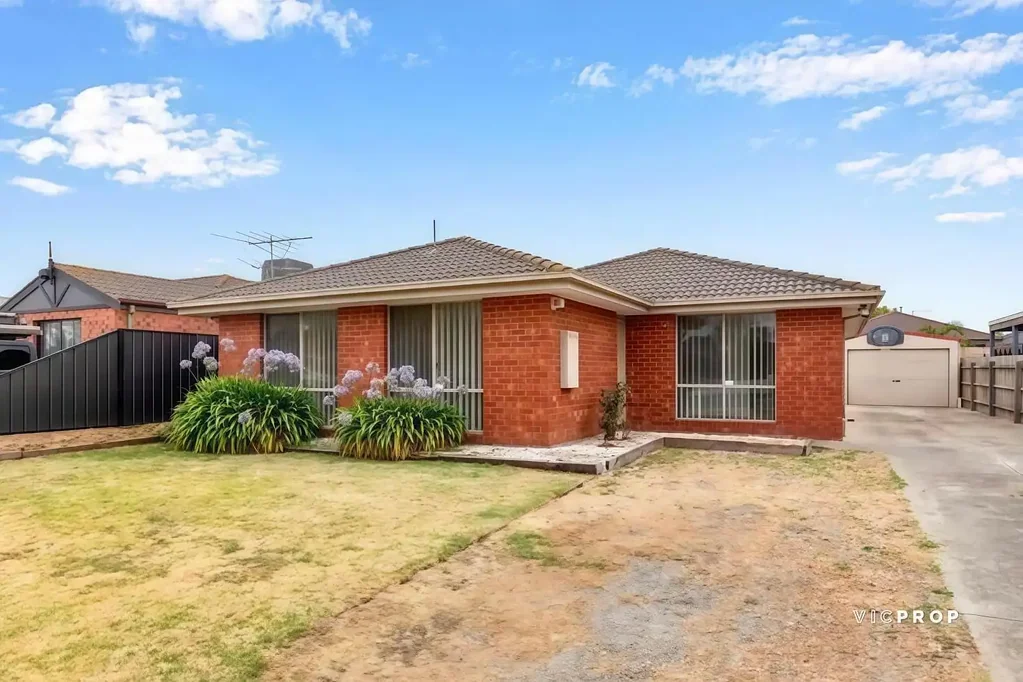Four Bedrooms, Large Yards & Plenty of Parking