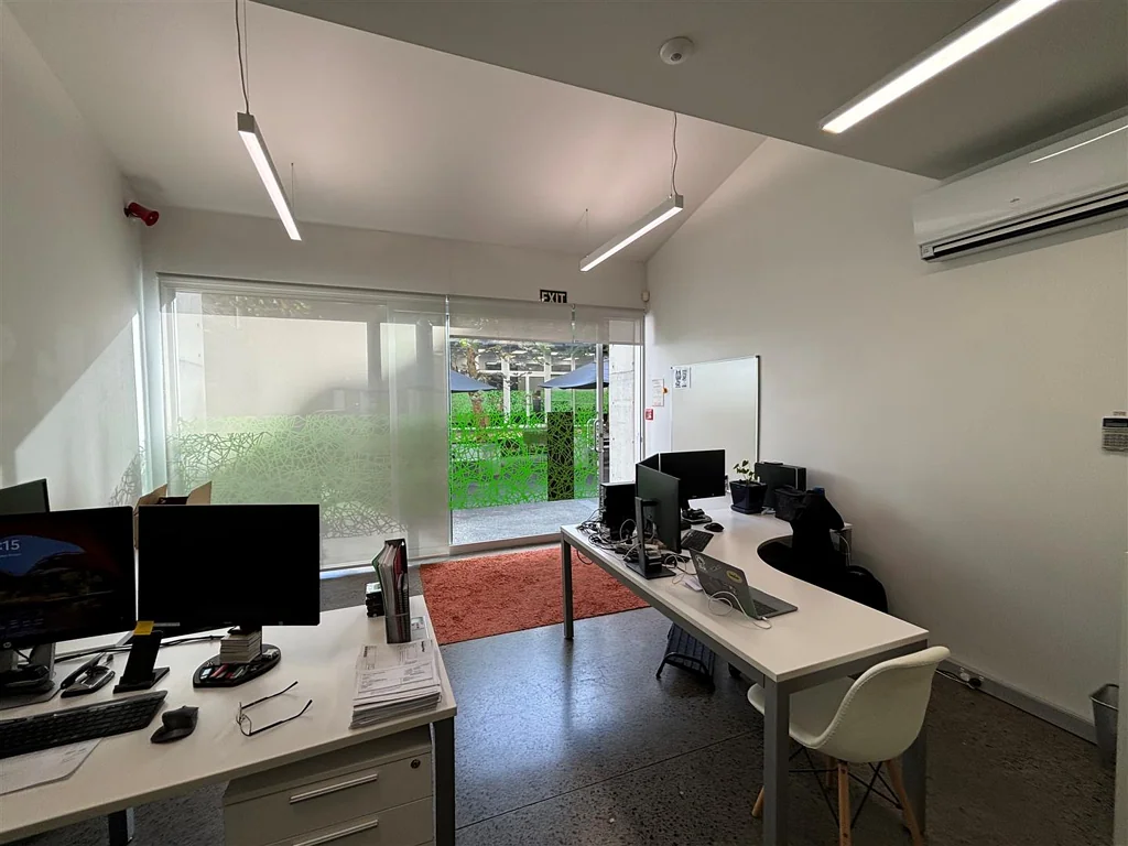 Newmarket Tidy Functional Newmarket Office