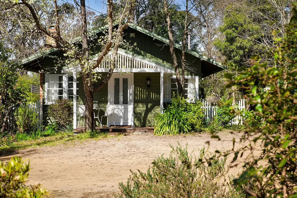 Katoomba 2ਬੈੱਡਰੂਮ A Sweet Mountain Cottage with Timeless Charm 1940